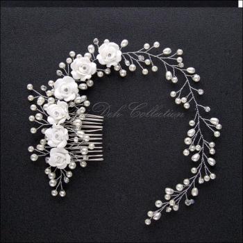 Blüten Haargirlande auf Kamm, ivory