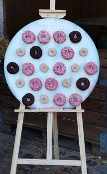 Vermietung  - Donut Ständer aus Plexiglas