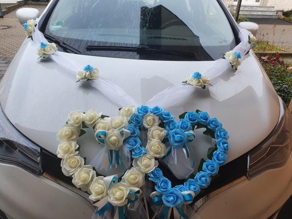 Autoschmuck 2 Herzen mit Organzabänder in V
