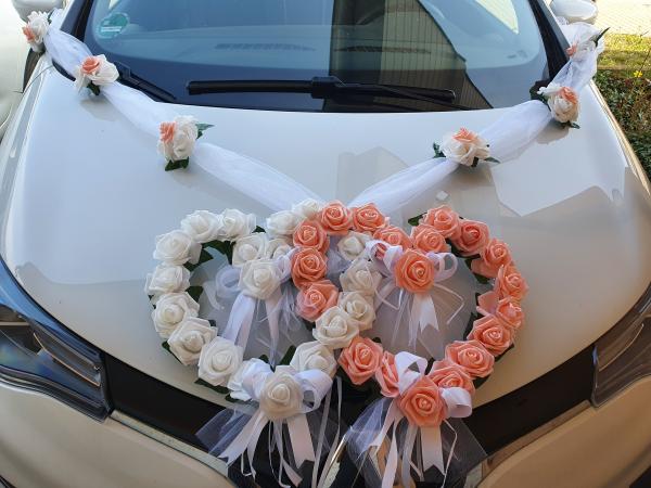 Autoschmuck 2 Herzen mit Organzabänder in V