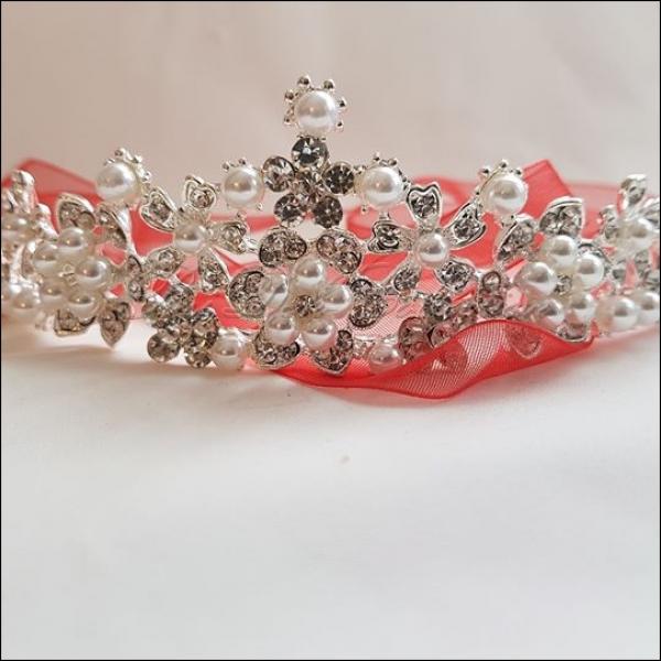 Krone, Tiara mit Perlen und Strass, #11